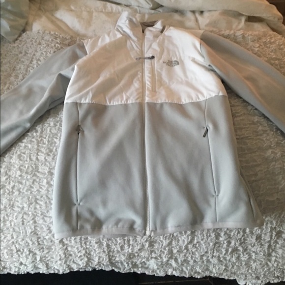 The North Face Jackets & Blazers - The North Face jacket